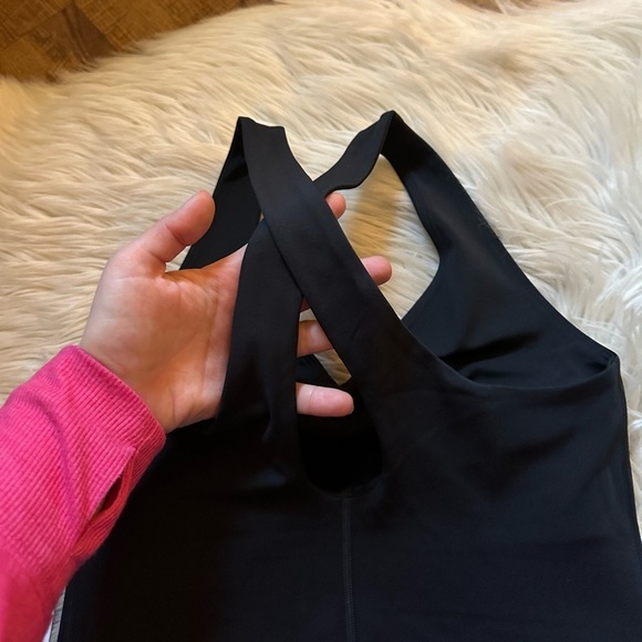 GIRLFRIEND COLLECTIVE Float Ultralight Zoe Cross Back Tank Top In Black - Picture 4 of 8